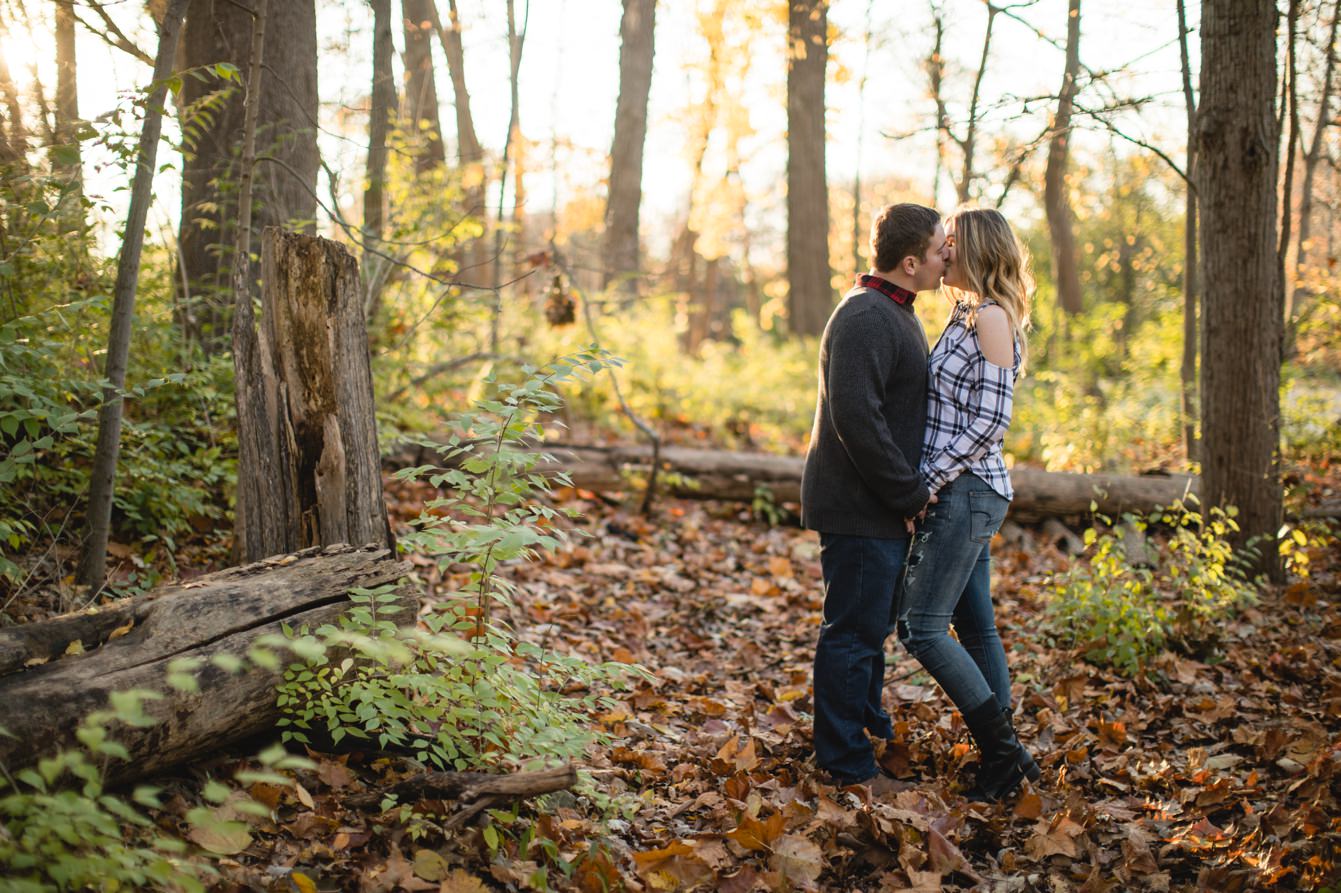 Guy kissing girl at Island Park in Ann Arbor Michigan