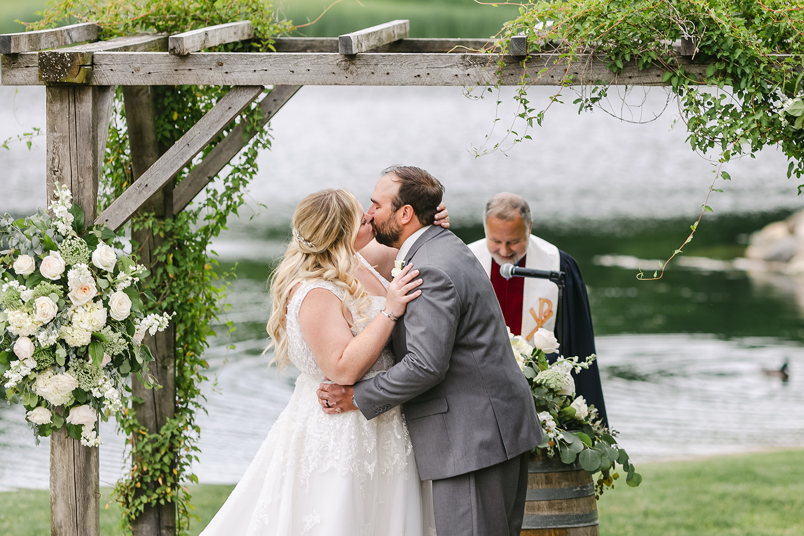 Westers Family Vineyards Wedding | Michele Maloney Photography